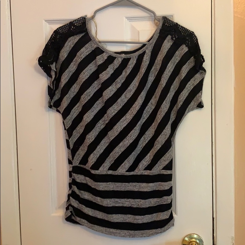 Black stripe shirt